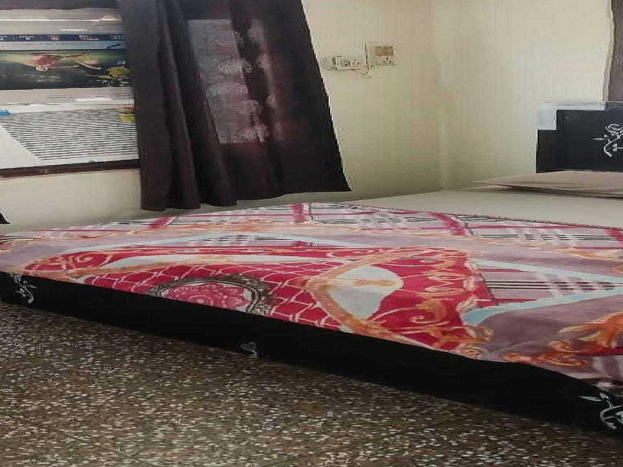 Hotel O G Hotel Happy Home Aligarh Bagian luar foto